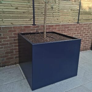 Square Outdoor Aluminium Planter - Image 3